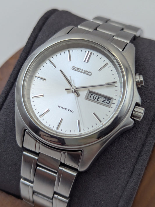 Seiko Kinetic 5M63-0B00