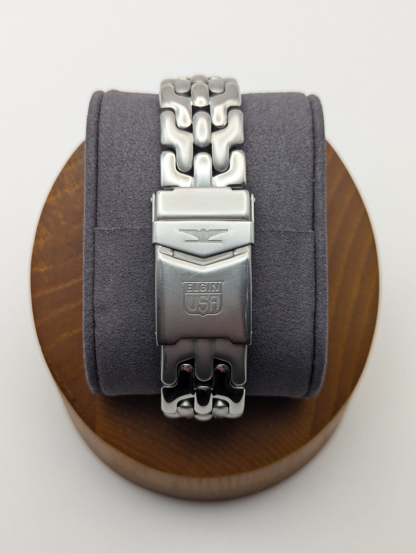Elgin USA Treasure FK-666-C