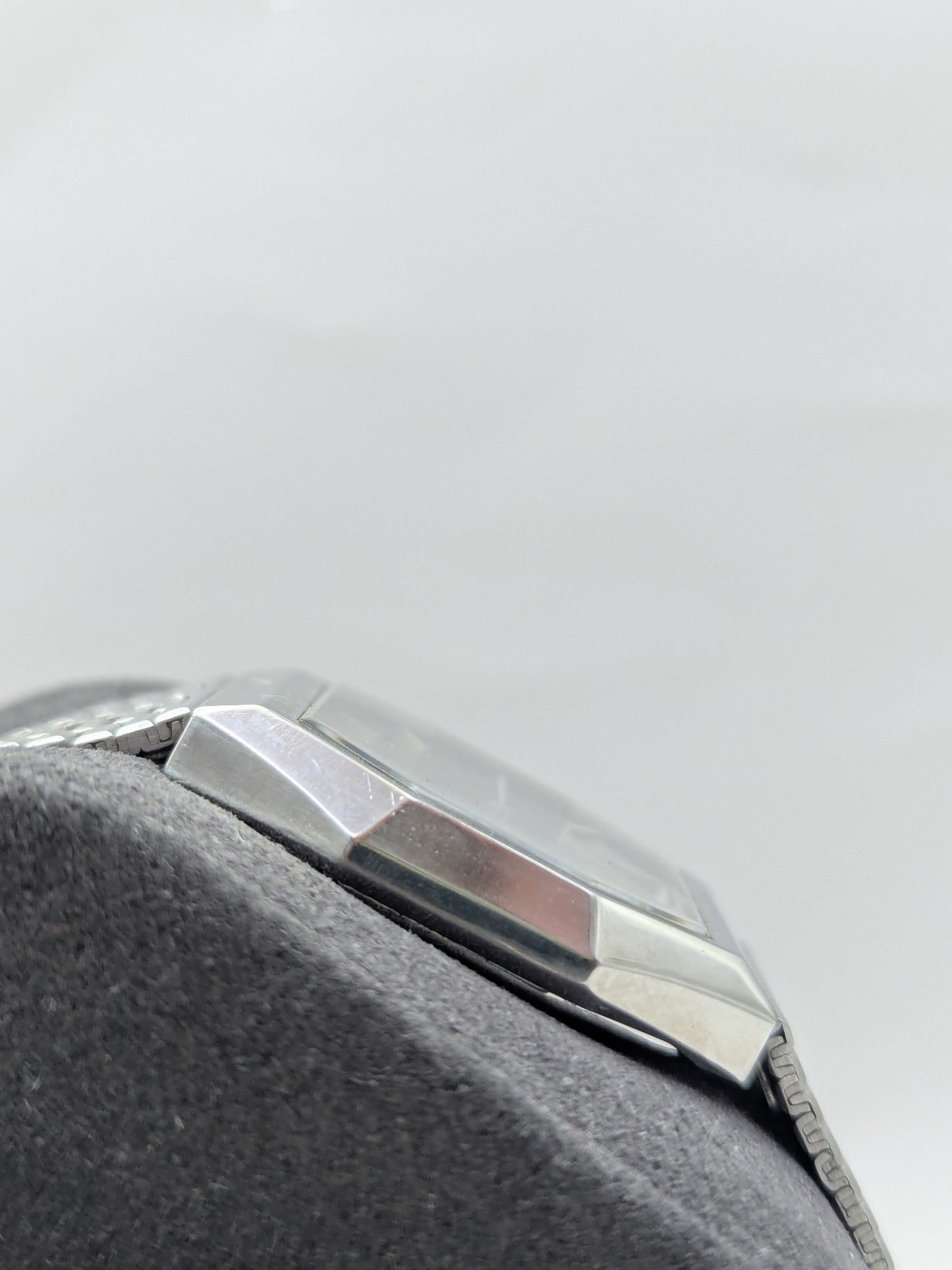 Orient Quartz Y050105-40