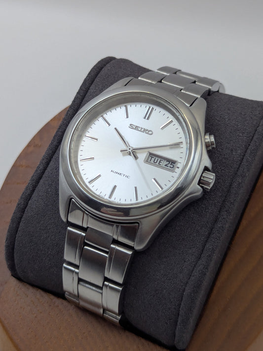 Seiko Kinetic 5M63-0B00