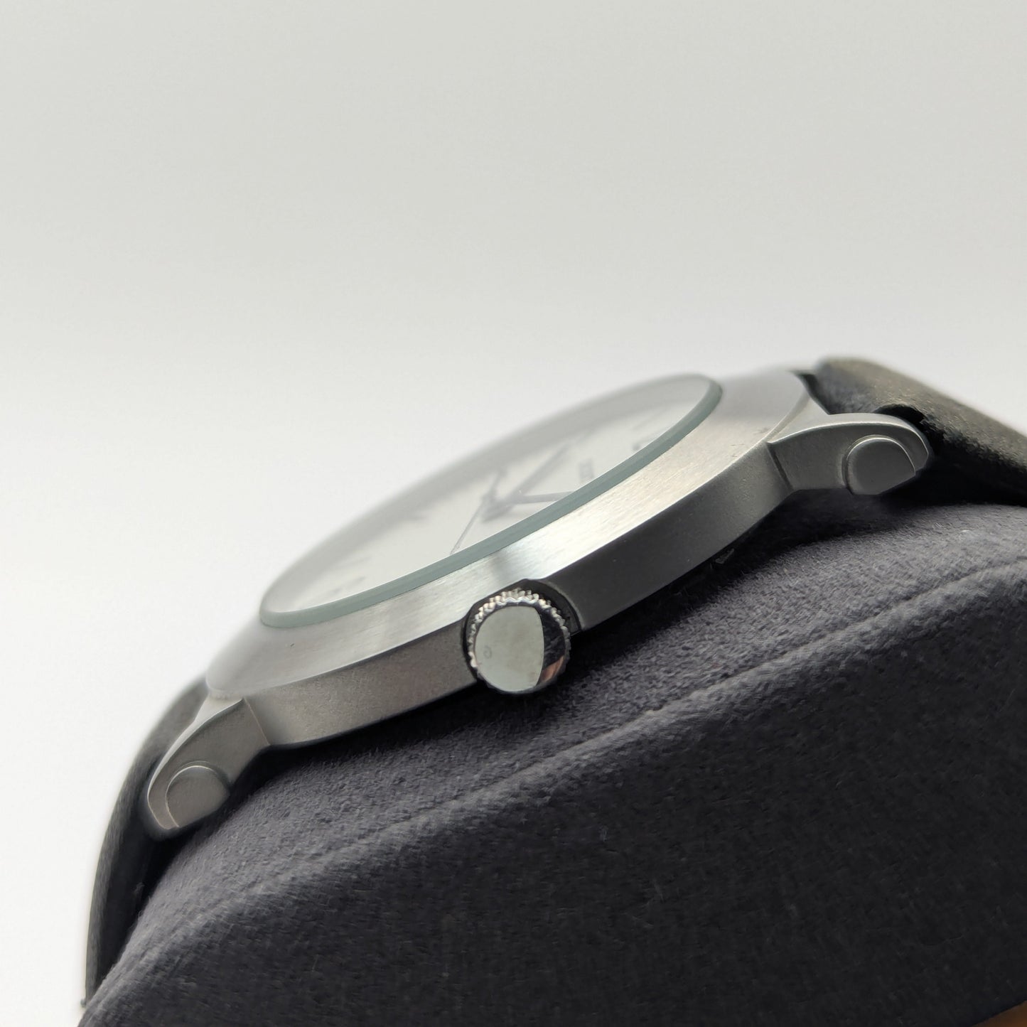 Orient Quartz UN4H-C0