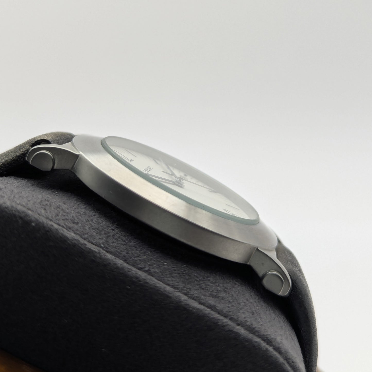 Orient Quartz UN4H-C0