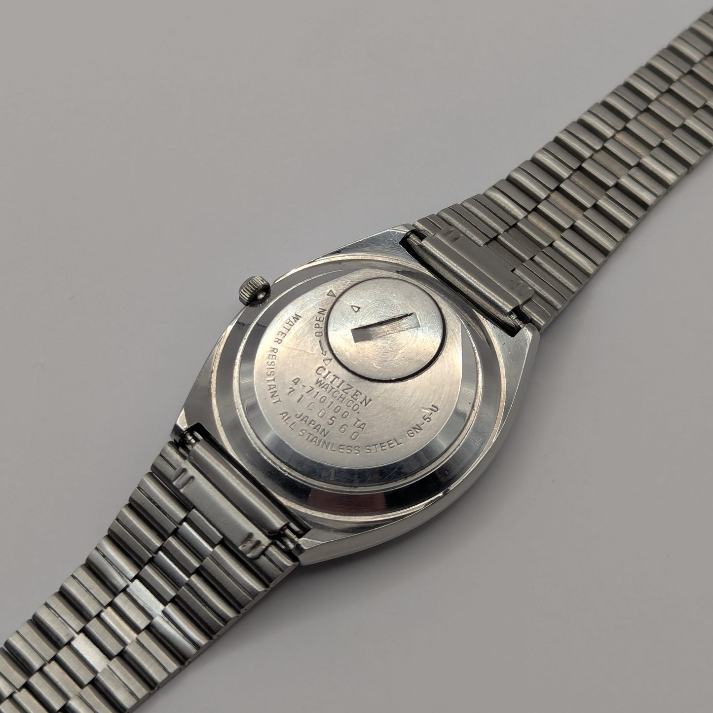 Citizen Crystron 4-710100 TA