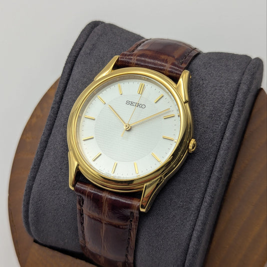 Seiko Quartz V701-1920 Silver Dial (495451)