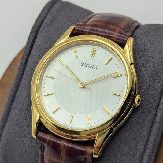 Seiko Quartz V701-1920 Silver Dial (495451)