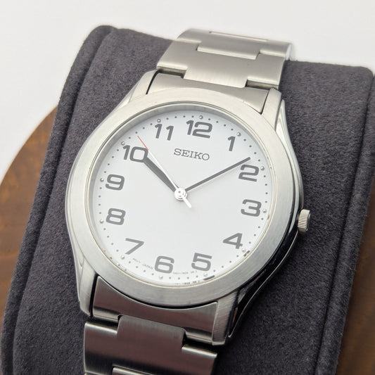 Seiko Quartz 7N01-7A70