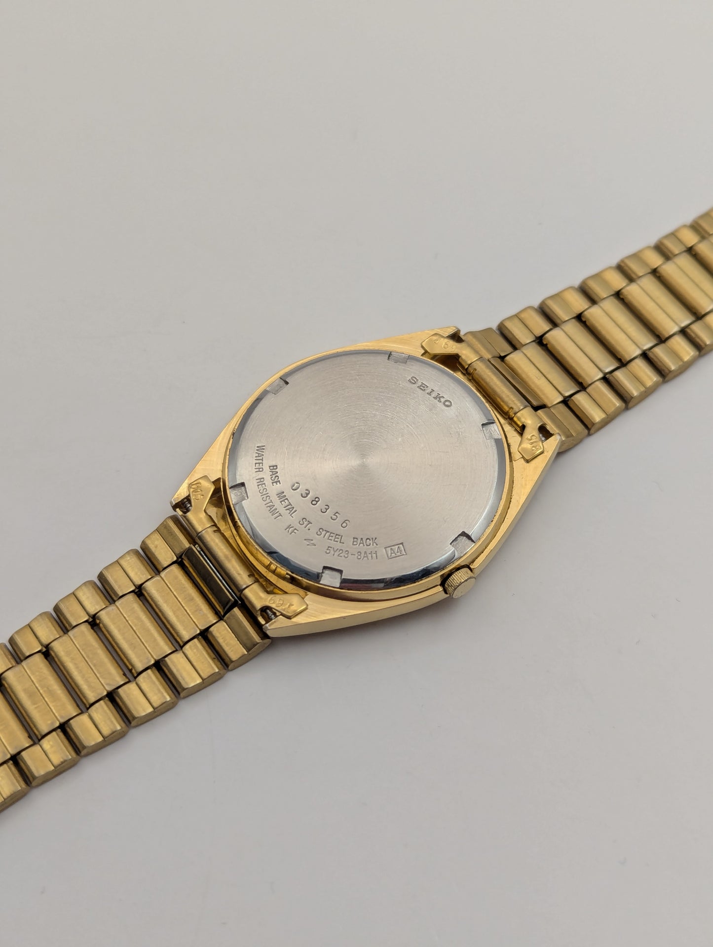 Seiko SQ 5Y23-8A11