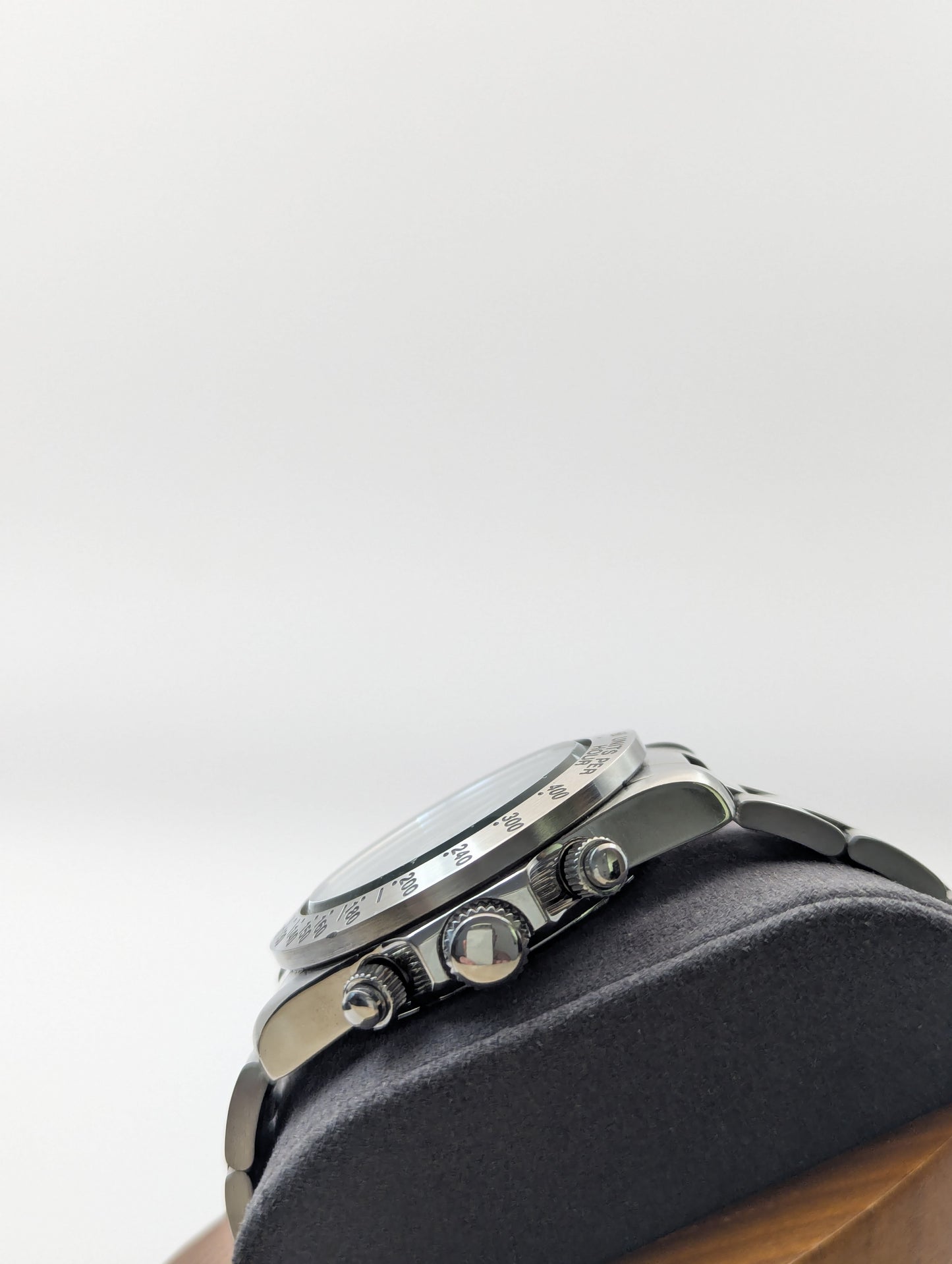 Elgin Deluxe Chronograph FK-1059-LO