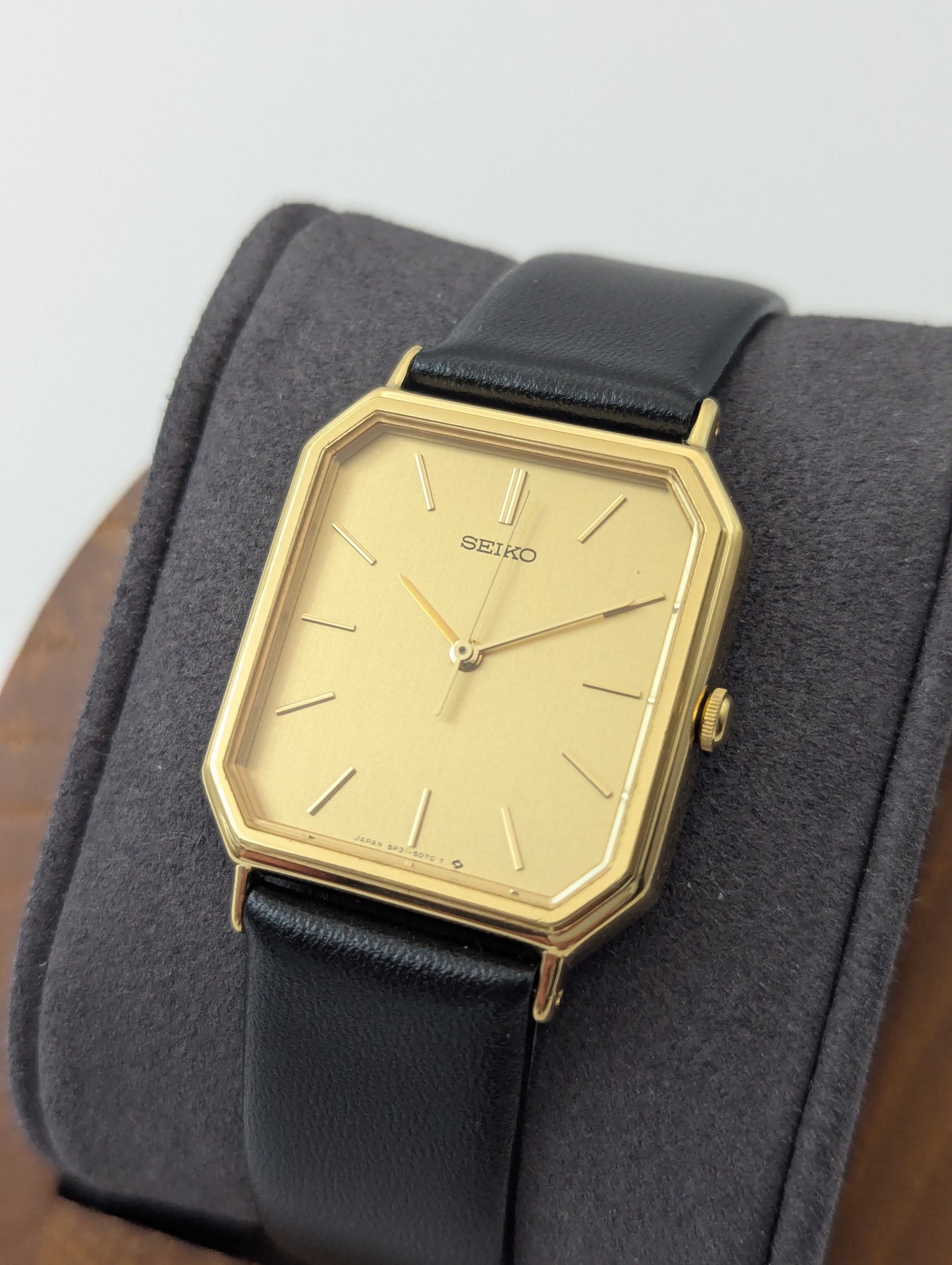 Seiko Chariot 5P31-5C50