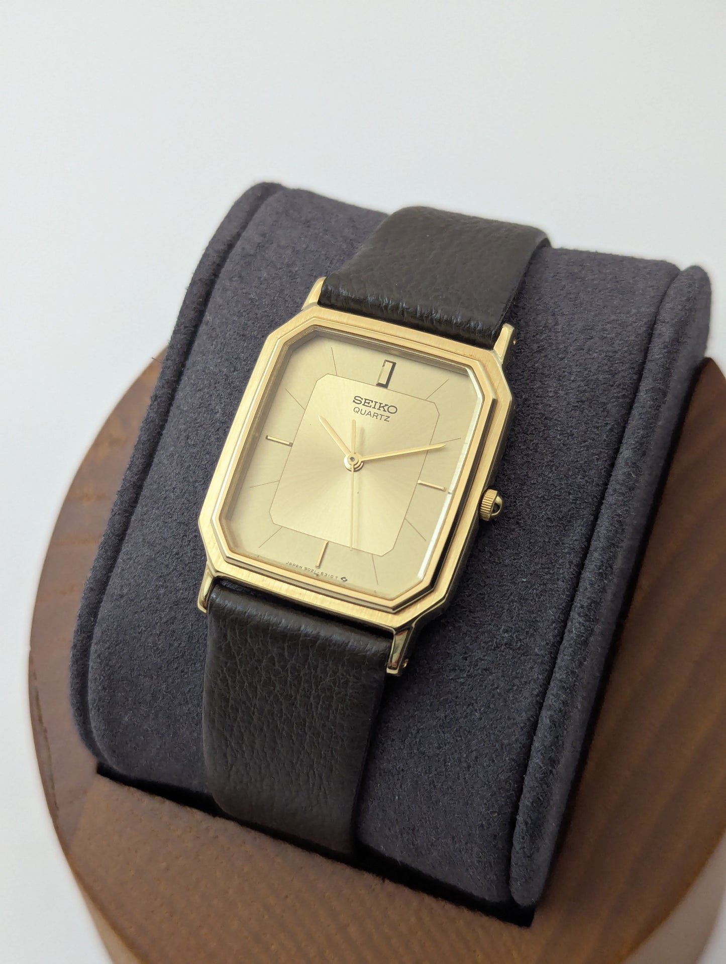 Seiko Chariot Quartz 9021-5250