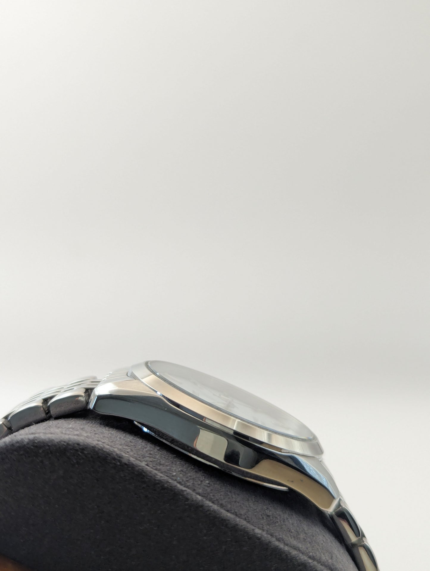 Orient Swimmer Quartz UNA8-C0 CA