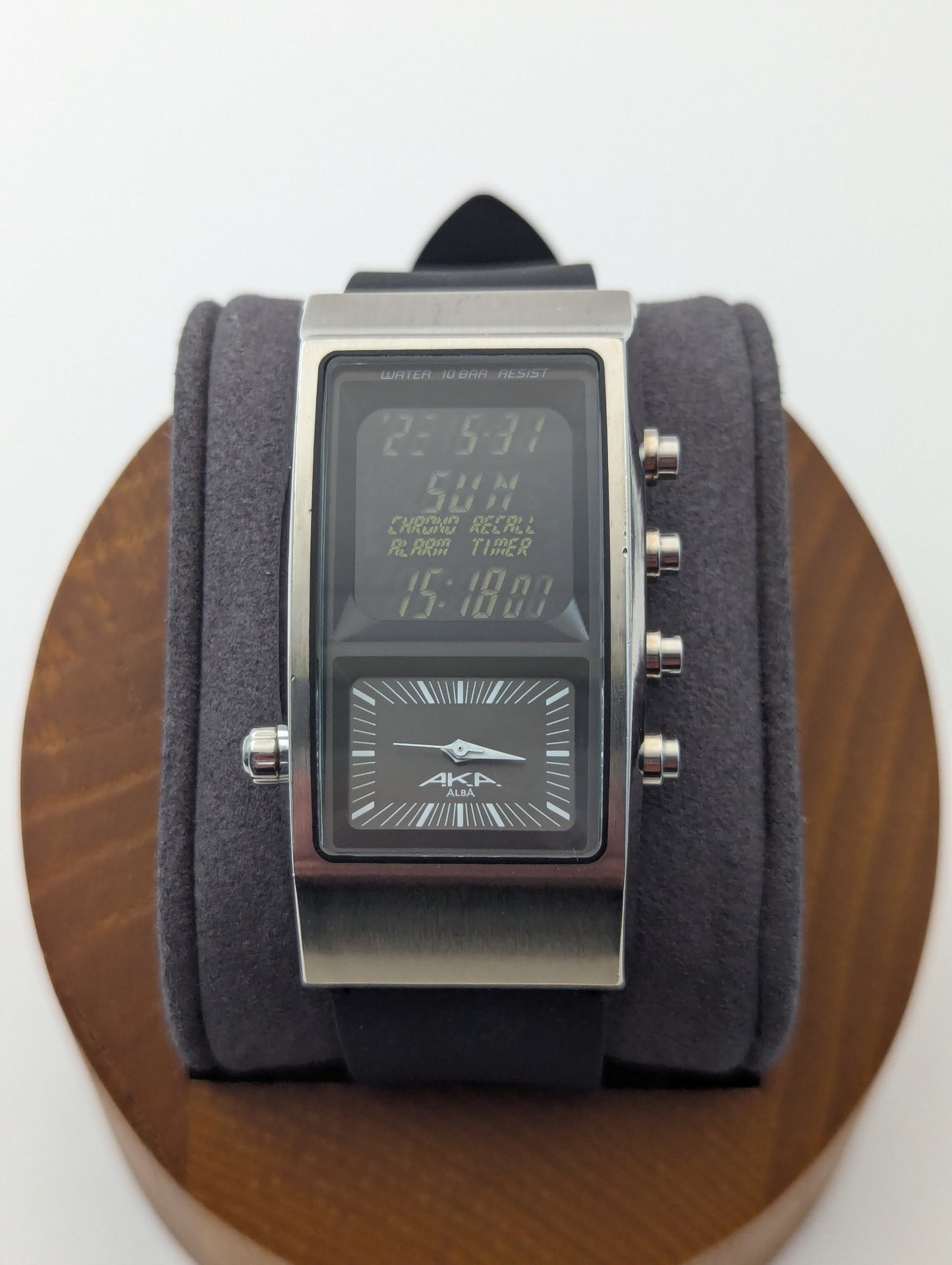 Seiko Alba AKA V091-5000