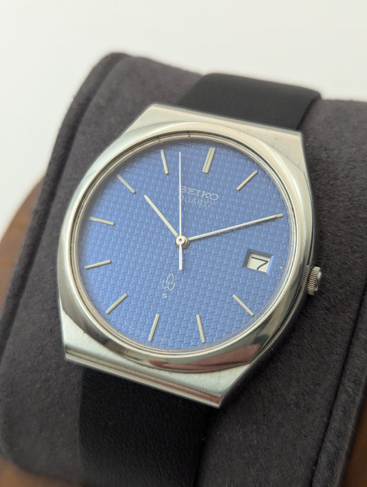 Seiko Emblem Quartz 4122-8000
