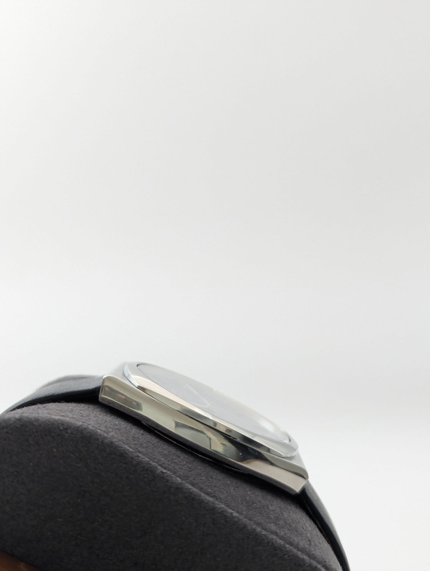 Seiko Emblem Quartz 4122-8000