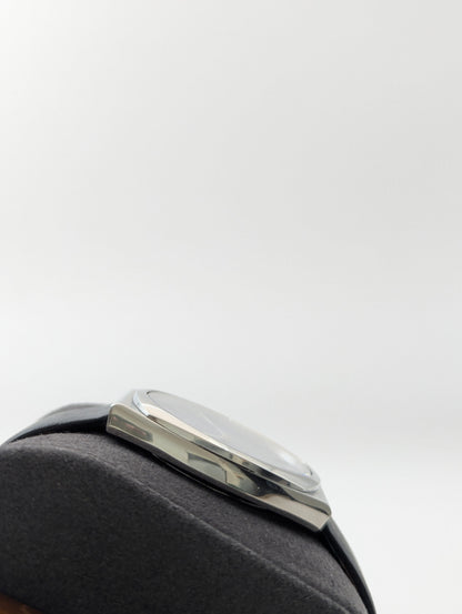 Seiko Emblem Quartz 4122-8000