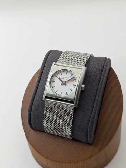 Mondaine Evo Cube A658.30320.16SBM