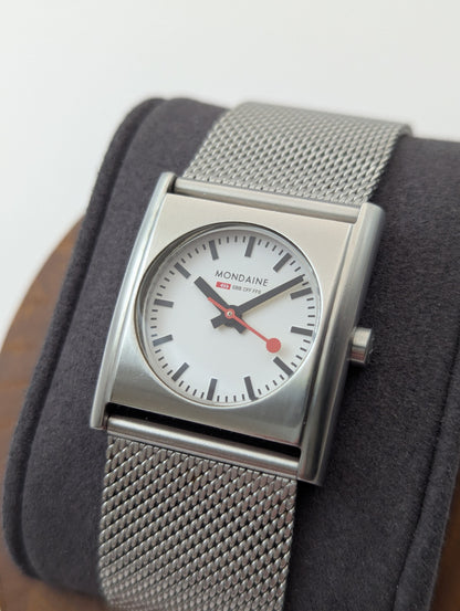 Mondaine Evo Cube A658.30320.16SBM